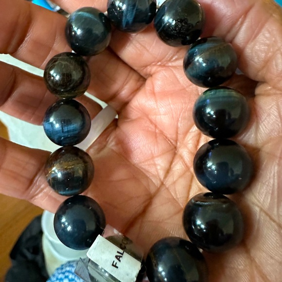 Falcon’s Eye BlueTiger’s Eye 
Crystal Bracelet - Picture 5 of 5